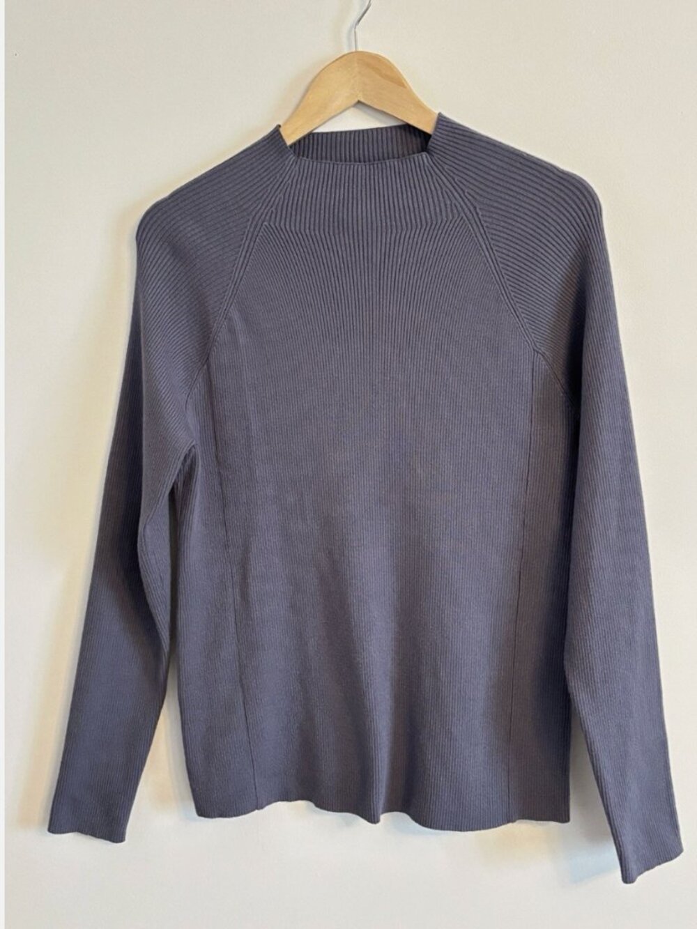 Eddie Bauer Women's Gray Mock Neck Ribbed Sweater Large-XL Preppy Classic G77